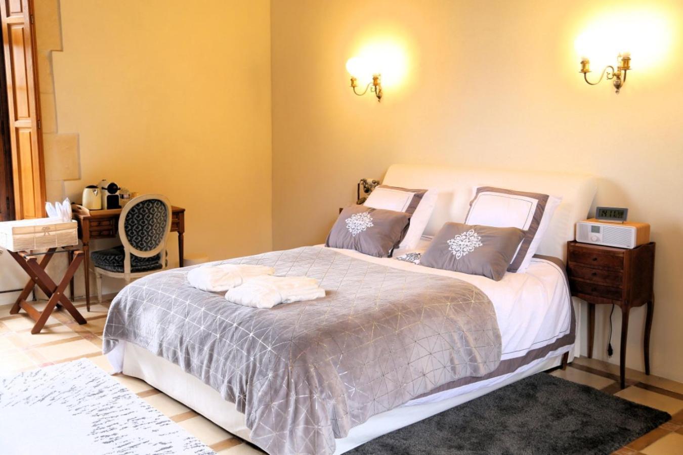 Chateau Du Bu Anctoville Habitación foto